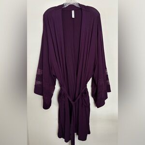 Cacique Women’s Purple Kimono Robe, Tie Waist, Lace Panel Sleeves; Size 14/16